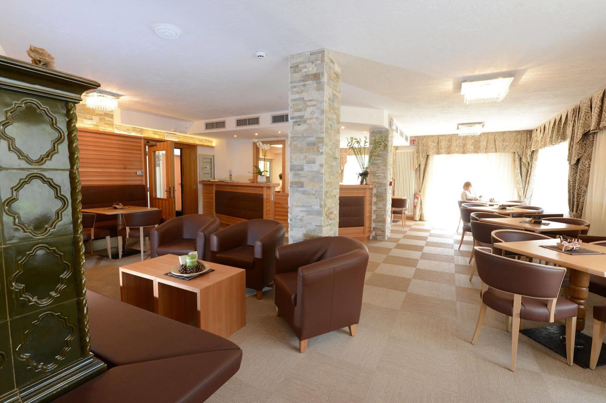 Cimon Dolomites Hotel Predazzo Esterno foto