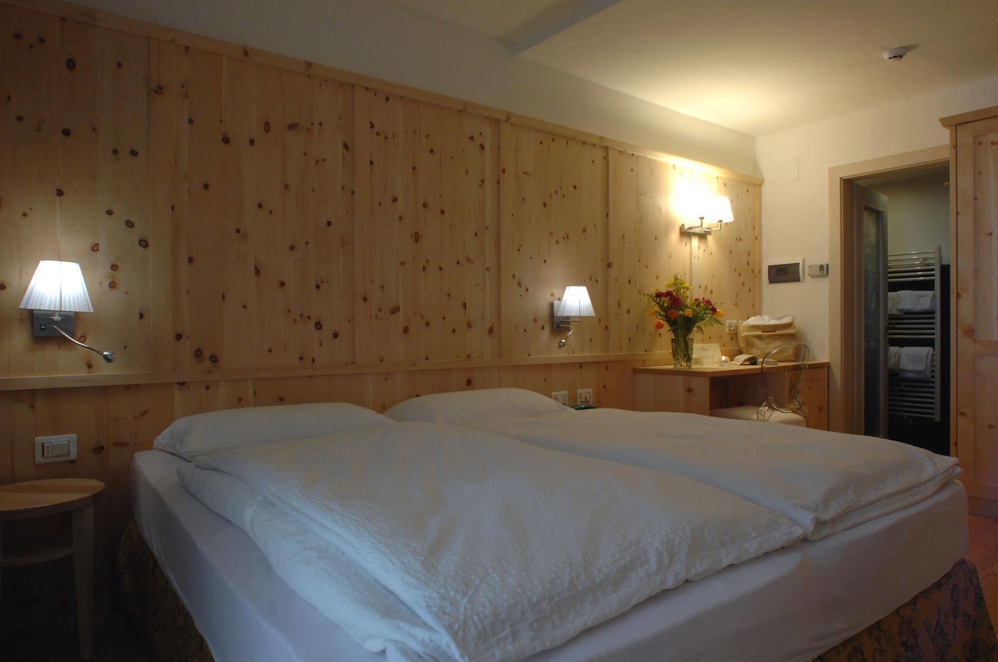 Cimon Dolomites Hotel Predazzo Esterno foto